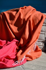 Reisedecke "Light Companion" aus Kaschmir und Merino "Color Blocks Pink Orange"